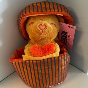 NWT Plush Orange Reese’s Bear in Striped  Plush Gift Box